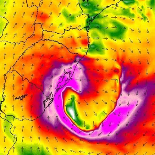 Ciclone intenso na costa do RS trará ventania, muita chuva e fortes tempestades