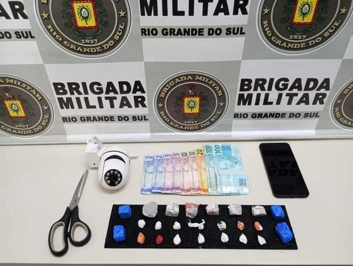 BRIGADA MILITAR APREENDE ADOLESCENTE POR TRÁFICO DE DROGAS, EM VERANÓPOLIS