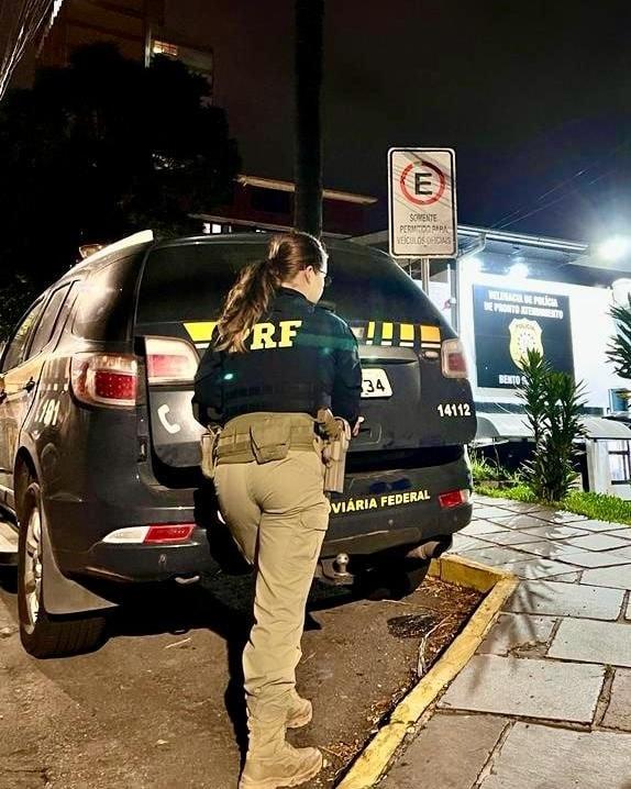 PRF prende foragido da justiça em Veranópolis