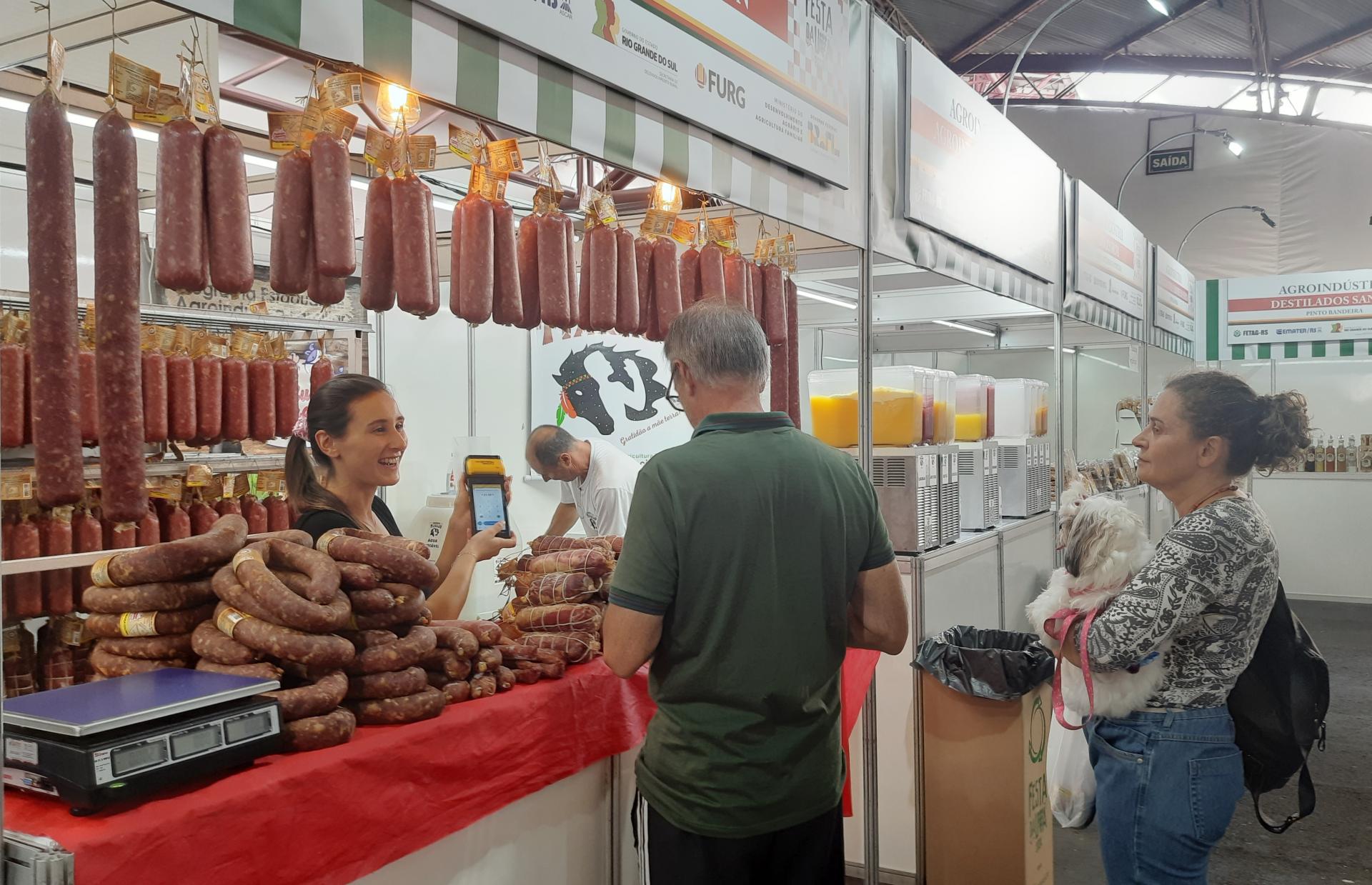 Festa da Uva: Vendas do primeiro final de semana animam agroindústrias