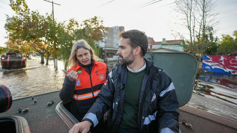 Em Pelotas, governador percorre áreas afetadas pelas cheias e reforça apoio do Estado