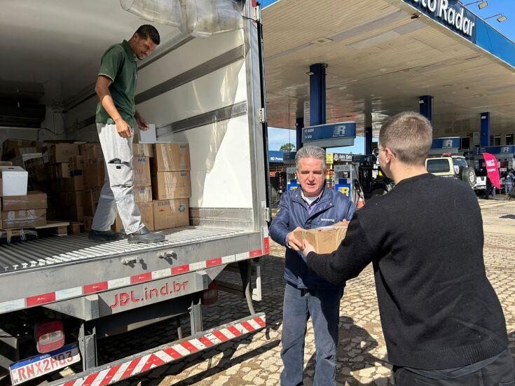 Primeira carga de laticínios de agroindústrias gaúchas é enviada para fora do RS