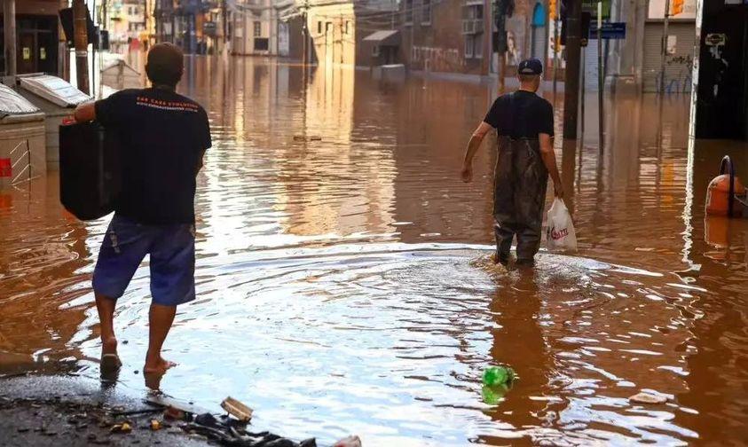 Aumenta para 21 o número de mortes por leptospirose em razão das enchentes no Rio Grande do Sul