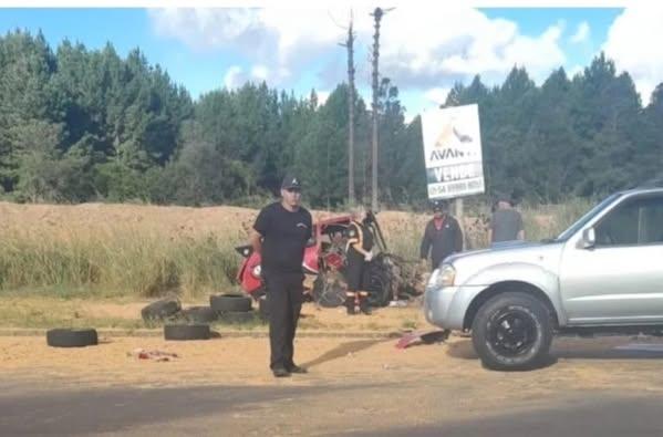 Homem morre ao bater carro em arrancadão em Caxias do Sul